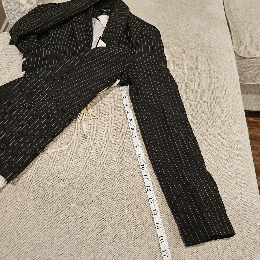 Brand new Romeo Juliet Pinstripe Blazer S - Picture 13 of 14